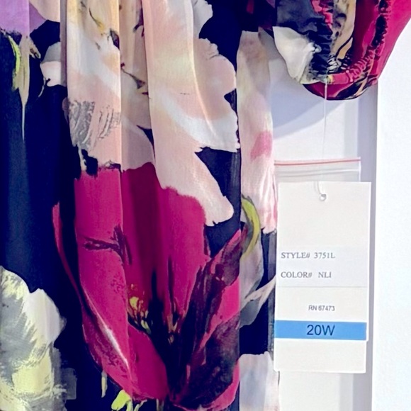 NWT Taylor Plus Size V-Neck Chiffon Elbow-Sleeve Maxi Dress Navy Lilac size 20W - Picture 7 of 12